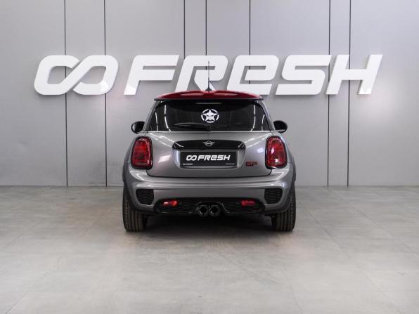 Mini Hatch III (F55/F56) Рестайлинг 2 с пробегом 2021 года, цена 4 665 000 рублей, 2459 км, хэтчбек, Автокод Объявления