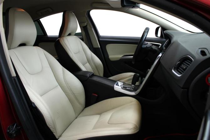 Volvo S60 II с пробегом 2010 года, цена 150 000 рублей, 177630 км, седан, Автокод Объявления