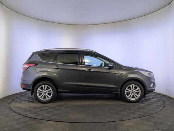 Ford Kuga II Рестайлинг с пробегом 2018 года, цена 1 450 000 рублей, 186959 км, внедорожник, Автокод Объявления