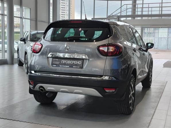 Renault Kaptur I с пробегом 2017 года, цена 1 369 000 рублей, 63796 км, внедорожник, Автокод Объявления