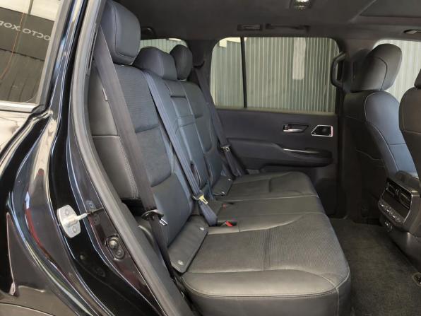 Toyota Land Cruiser 300 Series с пробегом 2021 года, цена 10 987 000 рублей, 64929 км, внедорожник, Автокод Объявления