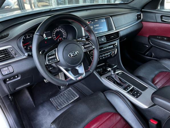 Kia Optima IV Рестайлинг с пробегом 2019 года, цена 2 110 000 рублей, 135000 км, седан, Автокод Объявления