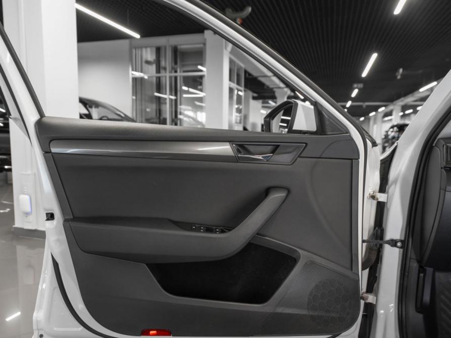Skoda Superb III Москва  - изображение 19