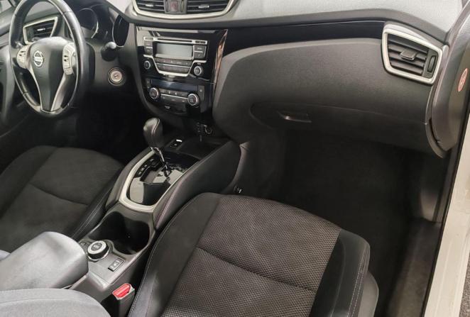 Nissan Qashqai II с пробегом 2017 года, цена 1 850 000 рублей, 82830 км, внедорожник, Автокод Объявления