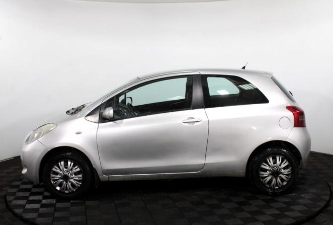 Toyota Yaris II с пробегом 2008 года, цена 490 000 рублей, 179608 км, хэтчбек, Автокод Объявления