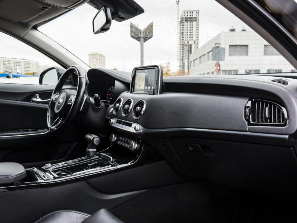 Kia Stinger I с пробегом 2018 года, цена 2 498 000 рублей, 145835 км, лифтбек, Автокод Объявления