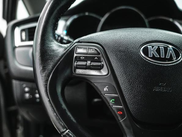Kia Ceed II Рестайлинг с пробегом 2016 года, цена 1 279 000 рублей, 110089 км, хэтчбек, Автокод Объявления