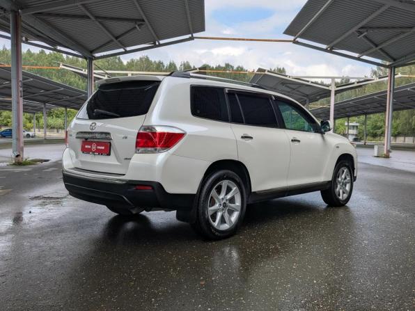 Toyota Highlander II (XU40) Рестайлинг с пробегом 2011 года, цена 2 099 500 рублей, 175000 км, внедорожник, Автокод Объявления