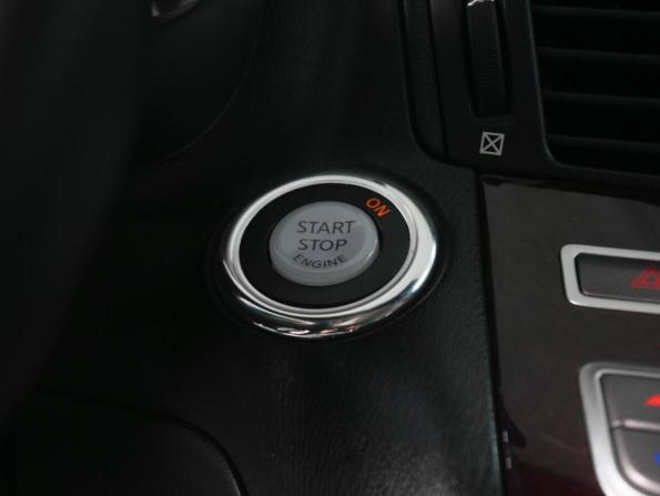 Infiniti M IV с пробегом 2013 года, цена 1 599 000 рублей, 270967 км, седан, Автокод Объявления