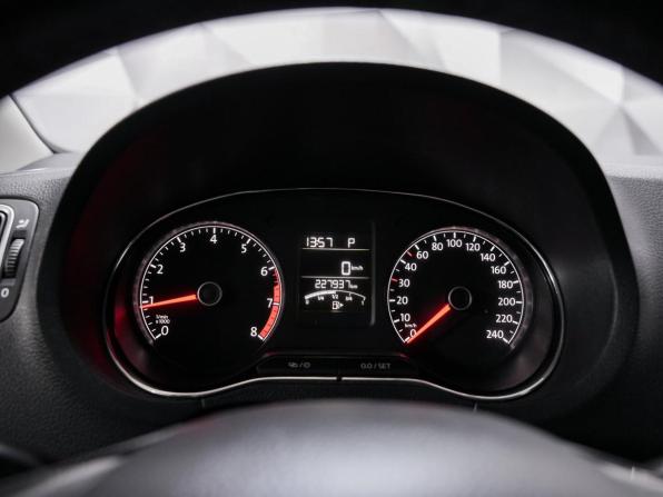 Volkswagen Polo V Рестайлинг с пробегом 2016 года, цена 898 000 рублей, 227000 км, седан, Автокод Объявления
