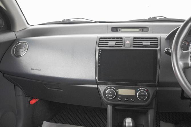 Suzuki Swift III с пробегом 2009 года, цена 649 000 рублей, 178000 км, хэтчбек, Автокод Объявления