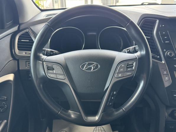 Hyundai Santa Fe III с пробегом 2012 года, цена 1 799 000 рублей, 133207 км, внедорожник, Автокод Объявления