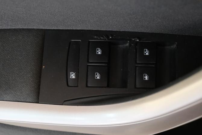 Opel Astra J с пробегом 2012 года, цена 959 000 рублей, 93000 км, хэтчбек, Автокод Объявления