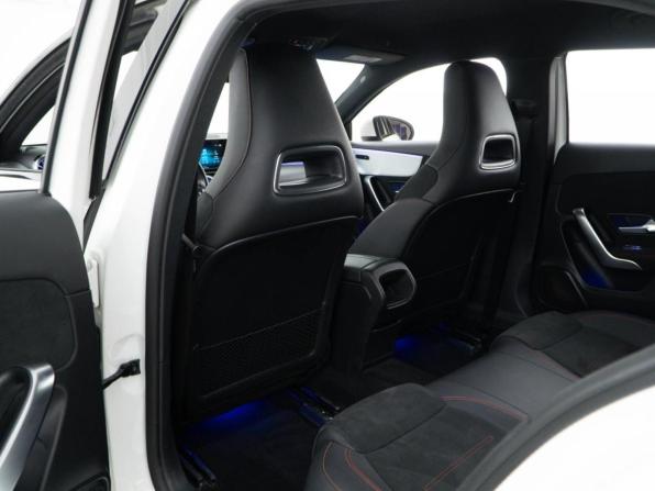 Mercedes-Benz A-Класс IV (W177) с пробегом 2018 года, цена 2 400 046 рублей, 63803 км, хэтчбек, Автокод Объявления