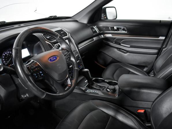 Ford Explorer V Рестайлинг 2 с пробегом 2018 года, цена 2 490 000 рублей, 140000 км, внедорожник, Автокод Объявления