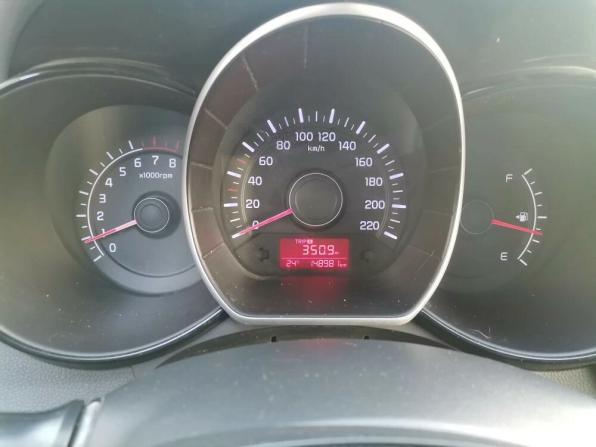 Kia Rio III с пробегом 2015 года, цена 860 000 рублей, 146000 км, хэтчбек, Автокод Объявления