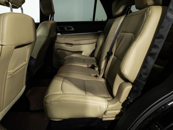 Ford Explorer V Рестайлинг с пробегом 2017 года, цена 2 699 898 рублей, 166000 км, внедорожник, Автокод Объявления