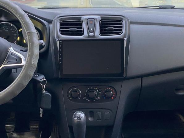 Renault Sandero II Рестайлинг с пробегом 2019 года, цена 955 000 рублей, 71500 км, хэтчбек, Автокод Объявления
