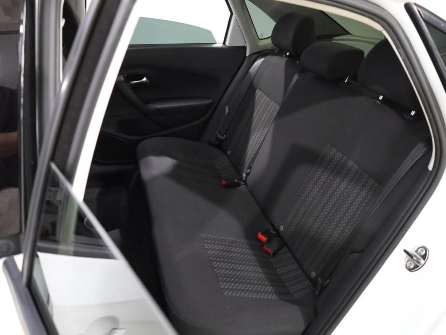 Volkswagen Polo V Рестайлинг Ростов-на-Дону  - изображение 9