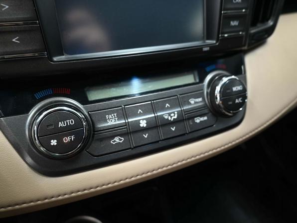 Toyota RAV4 IV (XA40) с пробегом 2014 года, цена 1 929 900 рублей, 152000 км, внедорожник, Автокод Объявления