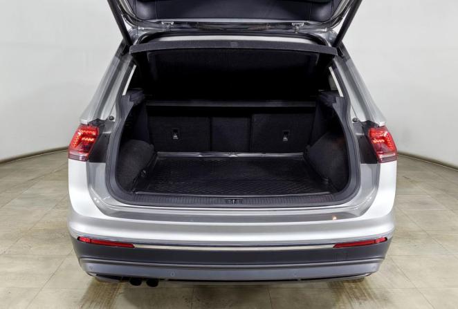 Volkswagen Tiguan II с пробегом 2018 года, цена 2 680 000 рублей, 111111 км, внедорожник, Автокод Объявления