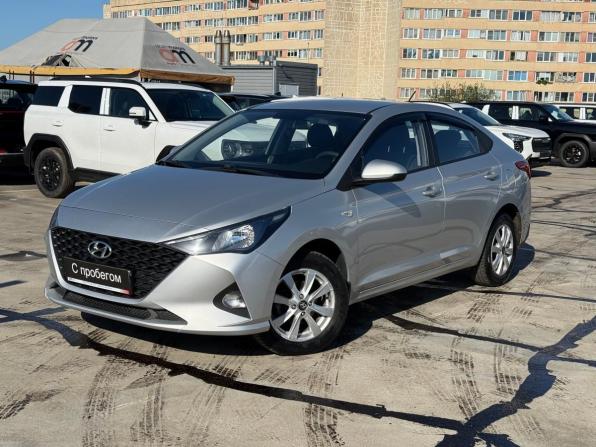 Hyundai Solaris II Рестайлинг с пробегом 2021 года, цена 1 399 000 рублей, 104000 км, седан, Автокод Объявления