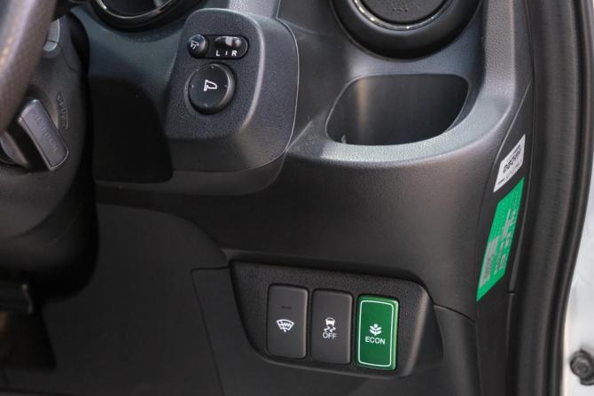Honda Fit Shuttle I с пробегом 2013 года, цена 999 000 рублей, 108000 км, универсал, Автокод Объявления