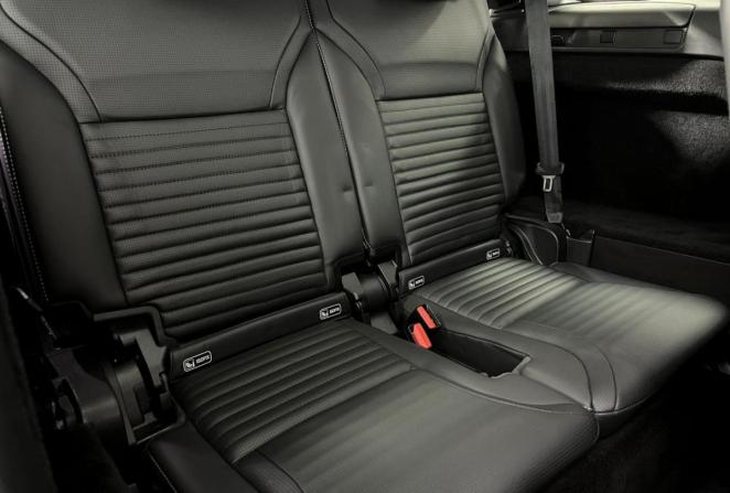 Land Rover Discovery V с пробегом 2019 года, цена 4 000 000 рублей, 157566 км, внедорожник, Автокод Объявления