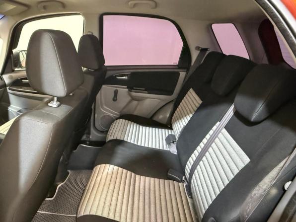 Suzuki SX4 I (Classic) Рестайлинг с пробегом 2010 года, цена 710 000 рублей, 156335 км, хэтчбек, Автокод Объявления