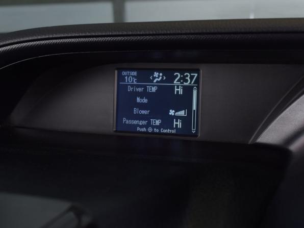 Toyota Noah III (R80) с пробегом 2016 года, цена 1 715 999 рублей, 143666 км, минивэн, Автокод Объявления