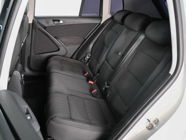 Volkswagen Tiguan I Рестайлинг с пробегом 2015 года, цена 1 649 000 рублей, 108926 км, внедорожник, Автокод Объявления