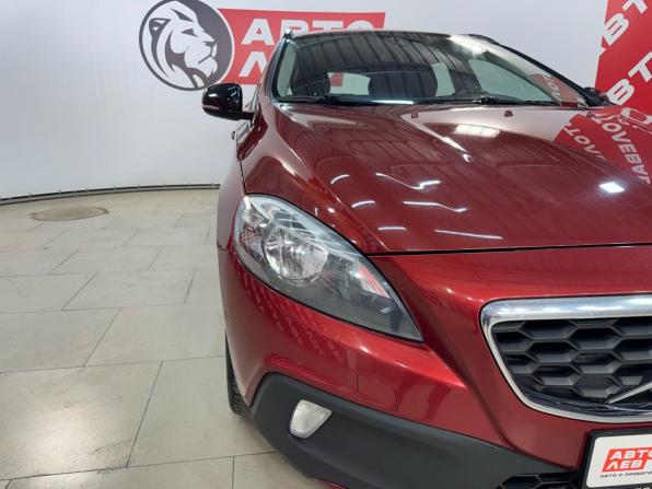 Volvo V40 Cross Country I с пробегом 2014 года, цена 1 450 000 рублей, 176228 км, хэтчбек, Автокод Объявления