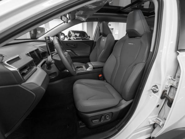 Toyota RAV4 VI (XA60) с пробегом 2026 года, цена 4 100 000 рублей, 23 км, внедорожник, Автокод Объявления