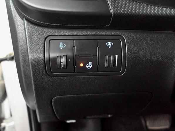 Hyundai Solaris I Рестайлинг с пробегом 2015 года, цена 1 200 000 рублей, 132818 км, седан, Автокод Объявления