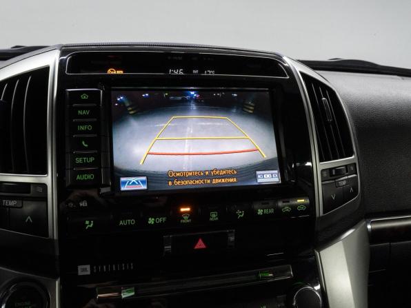 Toyota Land Cruiser 200 Series Рестайлинг 1 с пробегом 2014 года, цена 4 579 000 рублей, 203677 км, внедорожник, Автокод Объявления