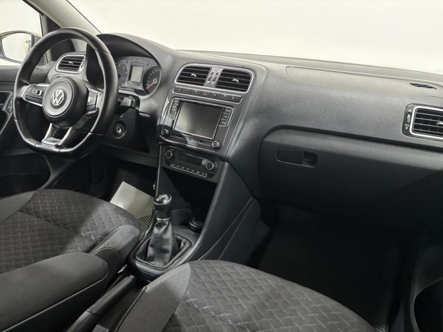 Volkswagen Polo V Рестайлинг Альметьевск  - изображение 15