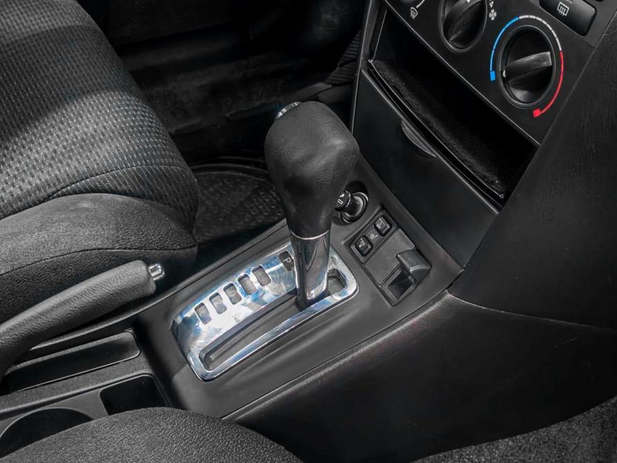 Toyota Corolla IX (E120 E130) Рестайлинг Ростов-на-Дону  - изображение 14