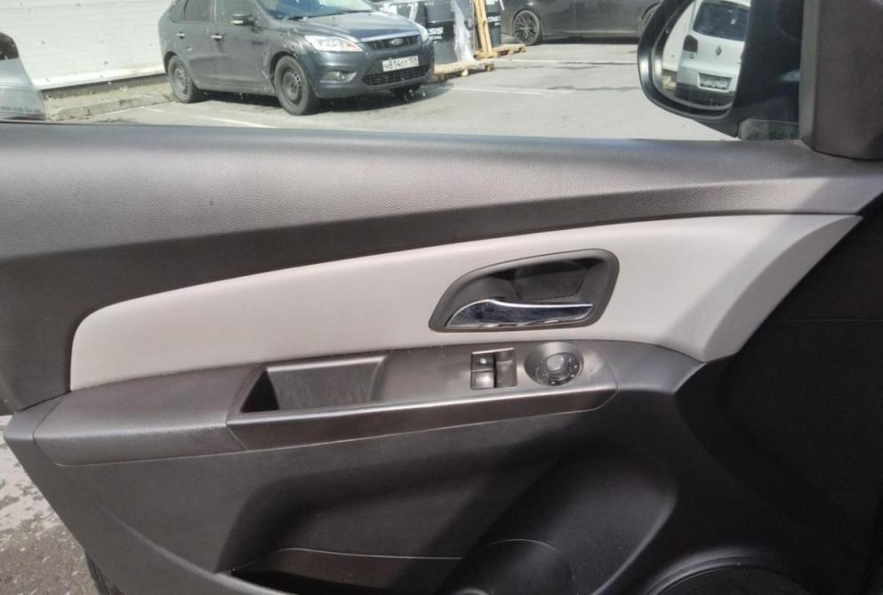 Chevrolet Cruze I Екатеринбург  - изображение 10