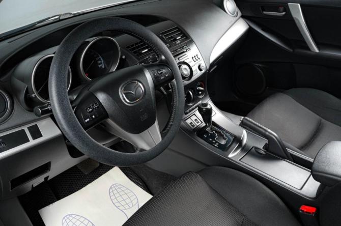 Mazda 3 II (BL) Рестайлинг с пробегом 2013 года, цена 1 199 000 рублей, 190748 км, хэтчбек, Автокод Объявления