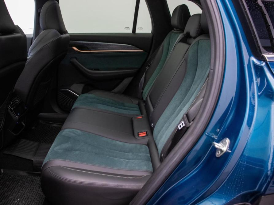 Geely Monjaro I Москва  - изображение 11