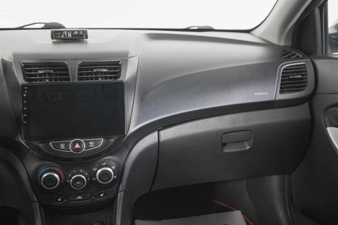 Hyundai Solaris I с пробегом 2012 года, цена 799 000 рублей, 121000 км, хэтчбек, Автокод Объявления