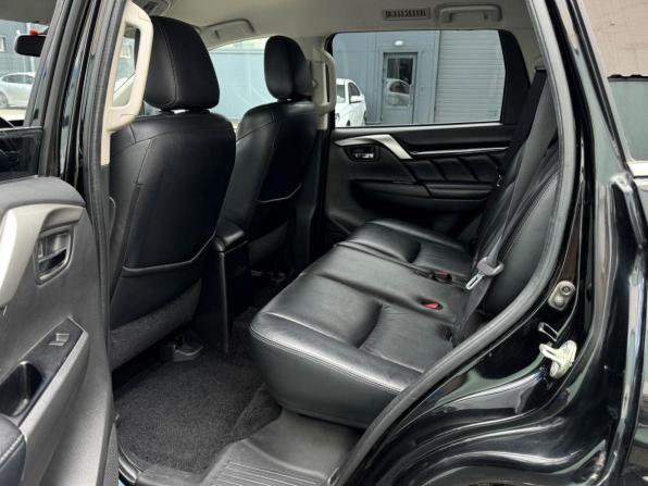 Mitsubishi Pajero Sport III с пробегом 2017 года, цена 2 349 000 рублей, 202579 км, внедорожник, Автокод Объявления
