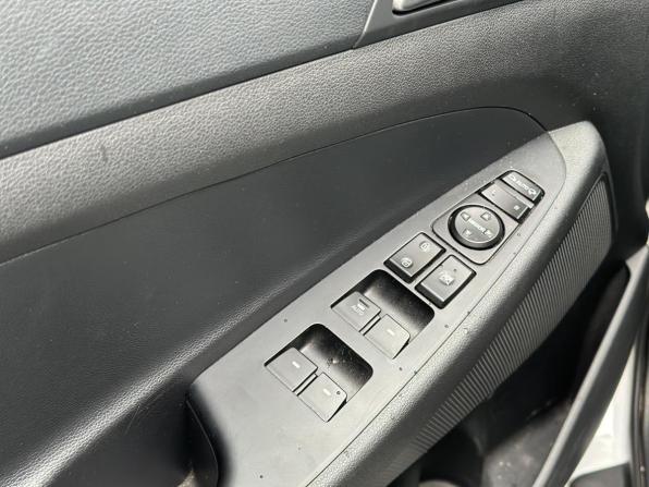 Hyundai Tucson III с пробегом 2016 года, цена 1 895 000 рублей, 114421 км, внедорожник, Автокод Объявления