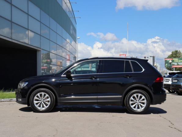 Volkswagen Tiguan II с пробегом 2018 года, цена 2 722 000 рублей, 114829 км, внедорожник, Автокод Объявления