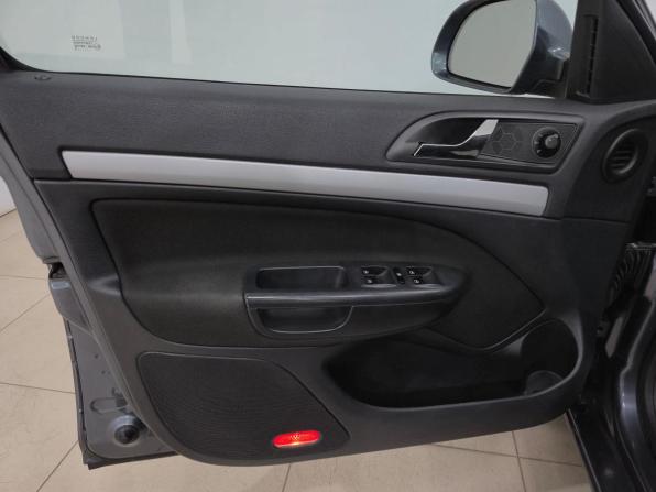 Skoda Octavia II (A5) Рестайлинг с пробегом 2013 года, цена 850 000 рублей, 160736 км, лифтбек, Автокод Объявления