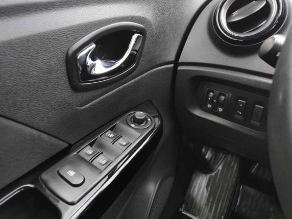 Renault Kaptur I с пробегом 2017 года, цена 1 245 000 рублей, 121003 км, внедорожник, Автокод Объявления