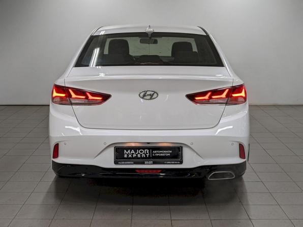 Hyundai Sonata VII (LF) Рестайлинг с пробегом 2018 года, цена 1 490 000 рублей, 170172 км, седан, Автокод Объявления