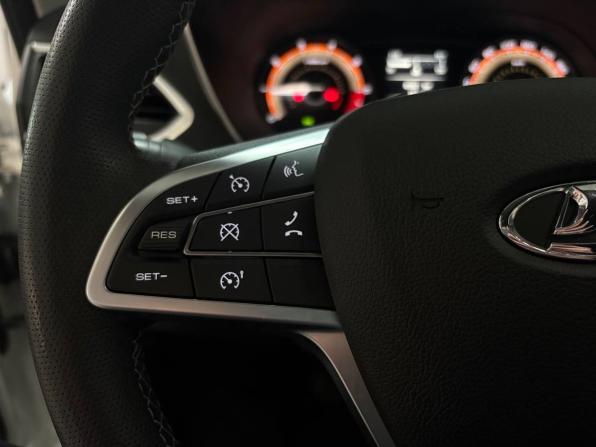 Lada (ВАЗ) Vesta I Рестайлинг (NG) с пробегом 2023 года, цена 1 129 900 рублей, 43596 км, седан, Автокод Объявления
