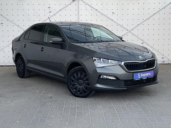 Skoda Rapid II с пробегом 2021 года, цена 1 570 000 рублей, 65189 км, лифтбек, Автокод Объявления
