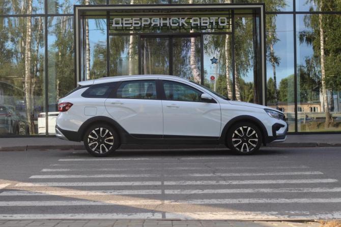 Lada (ВАЗ) Vesta I Рестайлинг (NG) с пробегом 2024 года, цена 1 595 000 рублей, 16981 км, универсал, Автокод Объявления